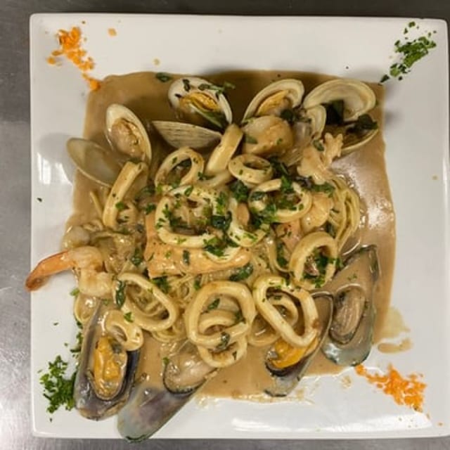 Seafood Luciano.
